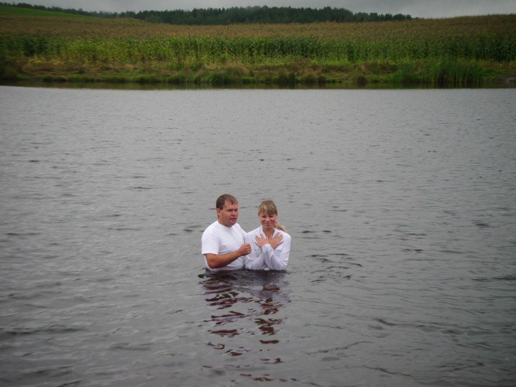 august-2010-052 august 2010 052 1024x768 Baptisms in Belarus